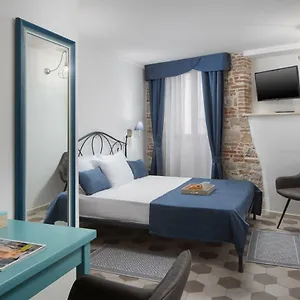 https://noemis-rooms-rovinj.in-istria.net