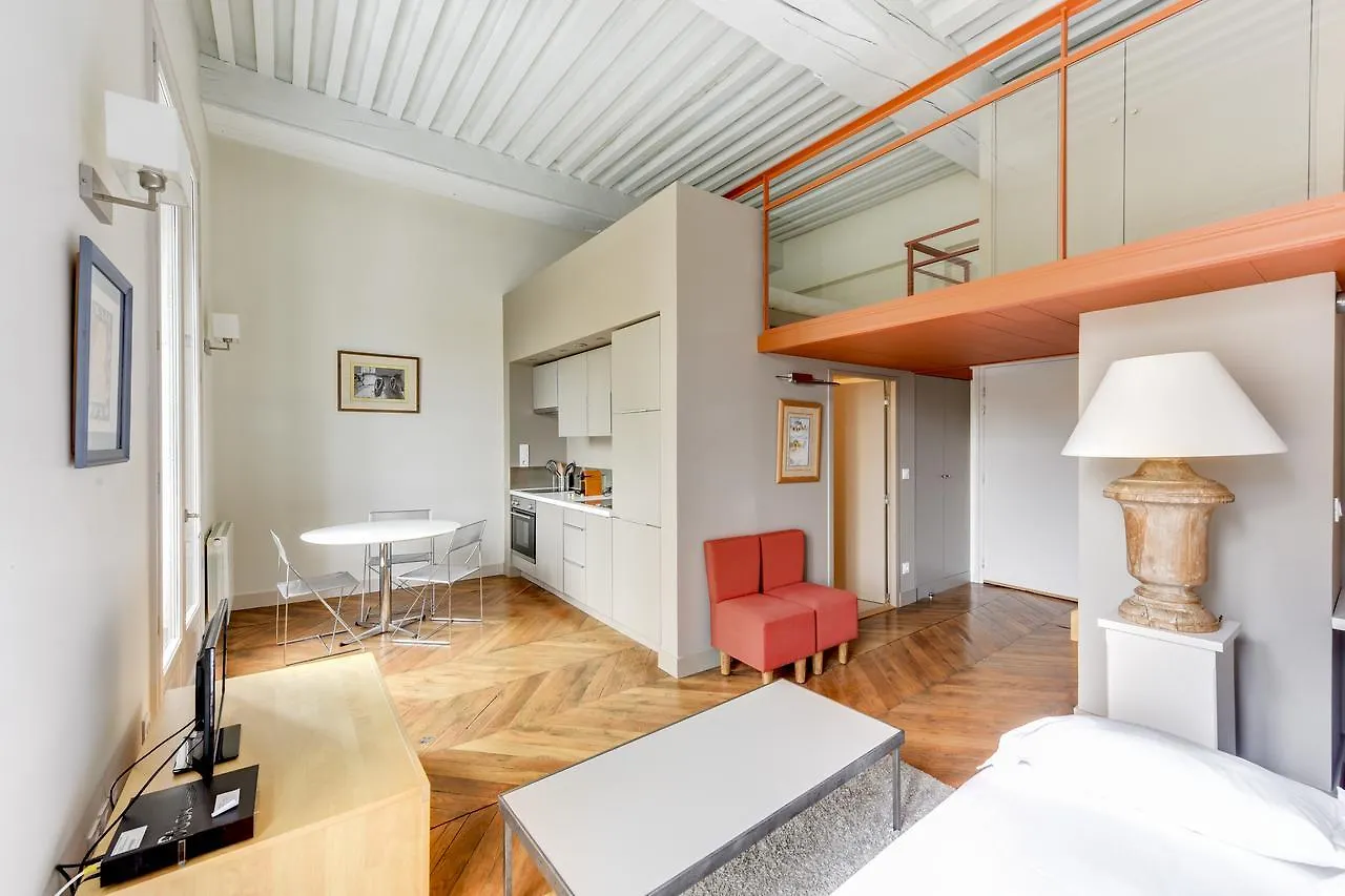 Apartament 21Royale Lyon 0*,